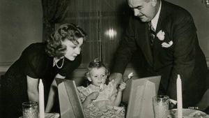 Sandy Gets Her Man's poster