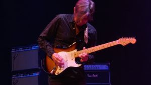 Eric Johnson: Live from the Grove's poster