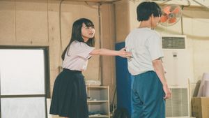 Manami 100%'s poster