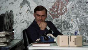Investigation of a Citizen Above Suspicion's poster