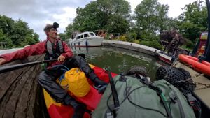 Source to Sea down the River Thames WITHOUT Leaving it (Part 6)'s poster