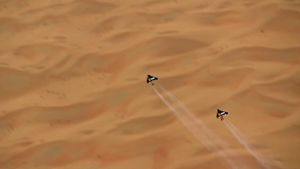Jetman Dubai : Young Feathers's poster