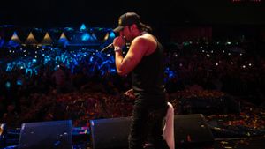 Yo Yo Honey Singh: Famous's poster