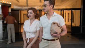 Wonder Wheel's poster