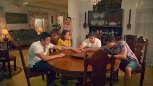 Seven Sundays's poster