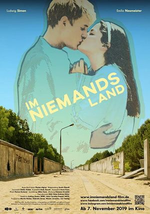 Love Between the Walls's poster