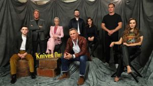 Knives Out's poster