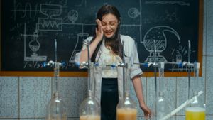 One Night at School's poster