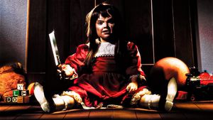 Dolly Dearest's poster