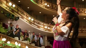 El Grito: Lila Downs at the Macedonio Alcalá Theater, with the Alejandro Díaz Orchestra and the Costumbrista Dance Company's poster