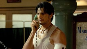 Mission Majnu's poster