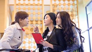Girls's poster