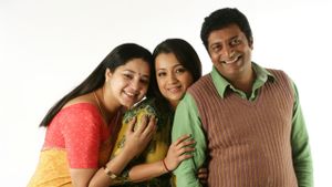Abhiyum Naanum's poster