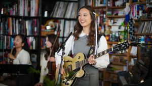 Laufey: The Tiny Desk Concert's poster