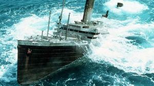 Raise the Titanic's poster