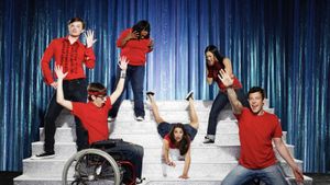 Glee: Keep on Believin''s poster