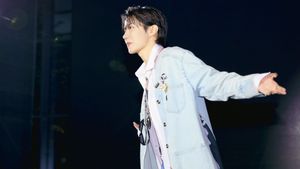 j-hope IN THE BOX's poster