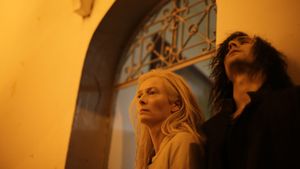 Only Lovers Left Alive's poster