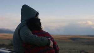 Death Doesn't Exist, and Love Doesn't Either's poster