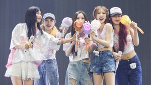 Red Velvet Happiness Diary: My Dear, ReVe1uv in Cinemas's poster