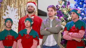 The Christmas Contest's poster