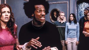 Scary Movie 2's poster