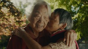 Nǎi Nai & Wài Pó's poster
