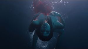 Under the Silver Lake's poster