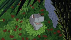 The Land Before Time V: The Mysterious Island's poster