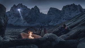 Breaking Surface's poster
