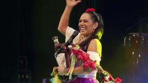 El Grito: Lila Downs at the Macedonio Alcalá Theater, with the Alejandro Díaz Orchestra and the Costumbrista Dance Company's poster