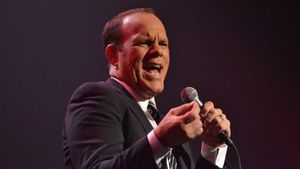 Tom Papa: Live in New York City's poster