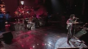 Alice Cooper: Trashes The World's poster