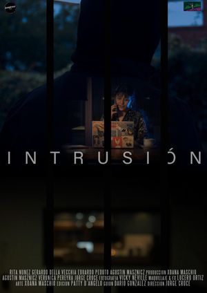 Intrusión's poster