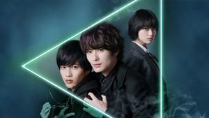 Sankaku Mado no Sotogawa wa Yoru's poster