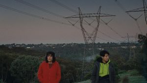 Hold Still's poster