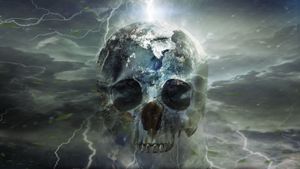 Crystal Skulls's poster