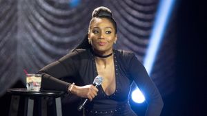 Tiffany Haddish: She Ready! From the Hood to Hollywood!'s poster