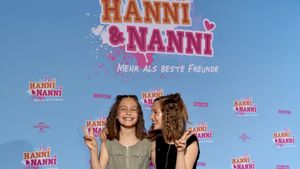Hanni & Nanni: Mehr als beste Freunde's poster