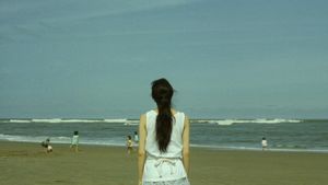 One Million Yen Girl's poster