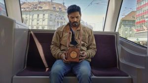 Alaudhinin Arputha Camera's poster