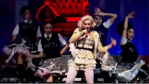 Gwen Stefanie | Harajuku Lovers Live's poster