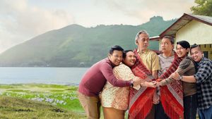 Missing Home's poster