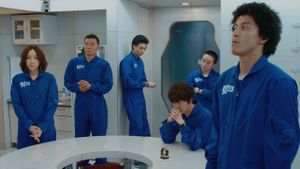 Space Brothers's poster