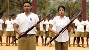 Taanakkaran's poster