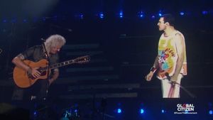 Queen + Adam Lambert - Great Lawn in Central Park's poster