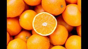 The Colour Orange's poster