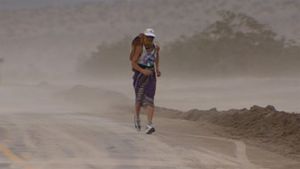 Running on the Sun: The Badwater 135's poster