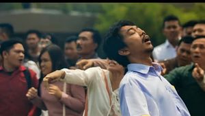 22 Menit's poster