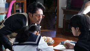 The Way of the Househusband: Burst Into Laughter! Click SP's poster